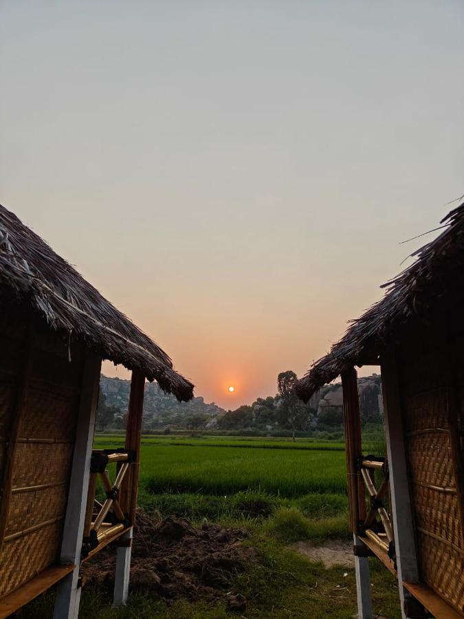Hotel The Sundown Hampi Exterior foto
